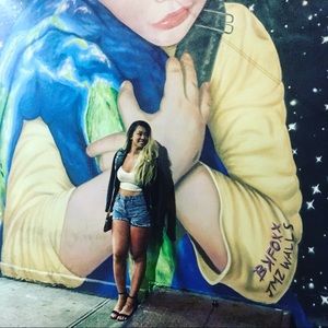 Meet your Posher, Cirline